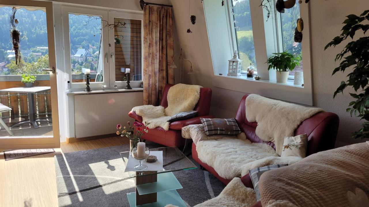 Zum Schwalbennest Apartment ทอดท์โมส ภายนอก รูปภาพ