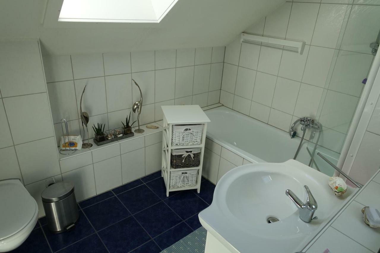 Zum Schwalbennest Apartment ทอดท์โมส ภายนอก รูปภาพ